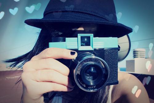 何以微光季蔺季芃小说在线免费阅读