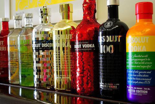 莲汐墨玄云初锦哪里可以看 莲汐墨玄云初锦免费阅读