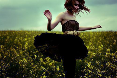 许清凝祁斯年大结局在线阅读 他叫她等她回来，她便乖乖守在这里全本免费看