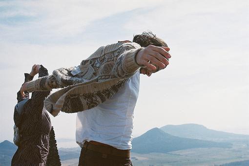 男女主角是陆南溪傅屿深的小说 废墟里的向日葵小说免费看